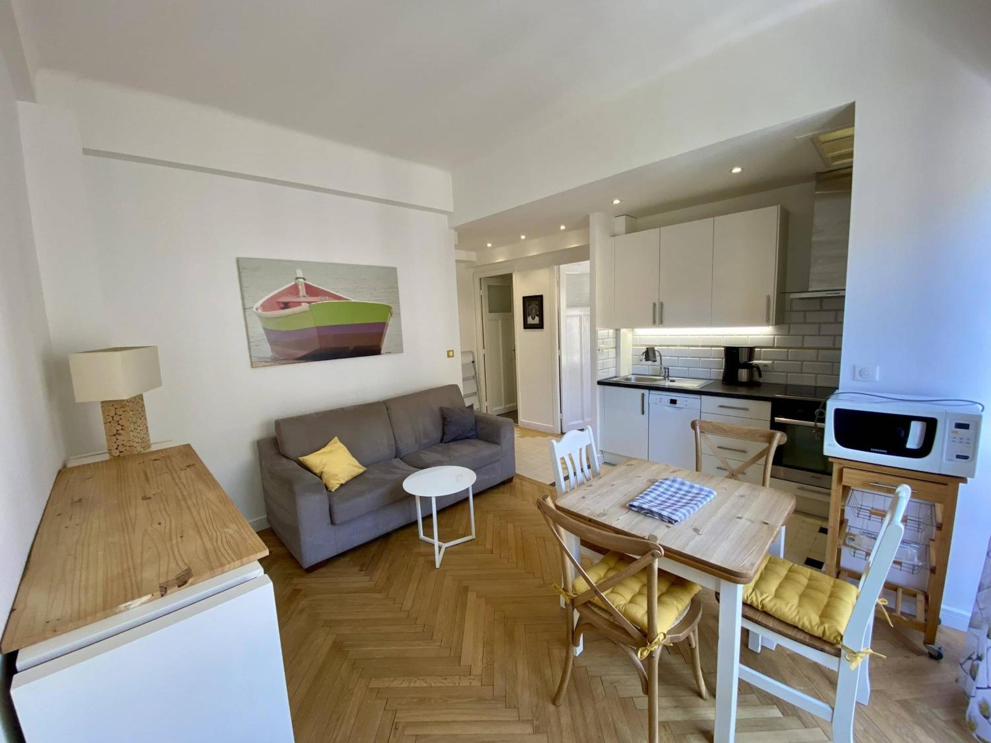 Hypercentre- Joli 2pieces Appartement Nice